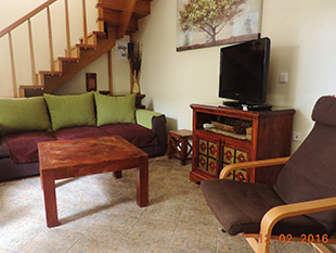 Ideal furnished maisonette