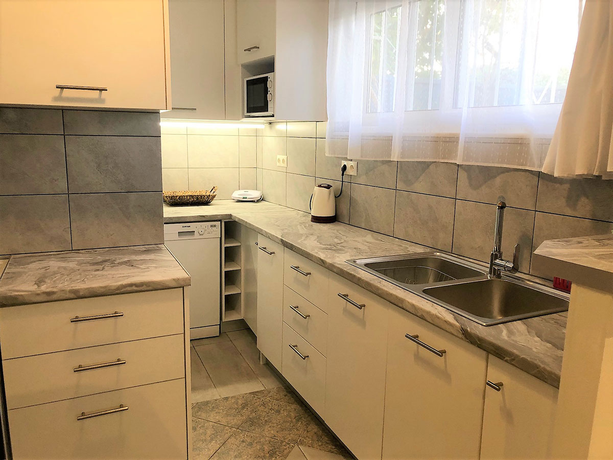 Cozy furnished maisonette